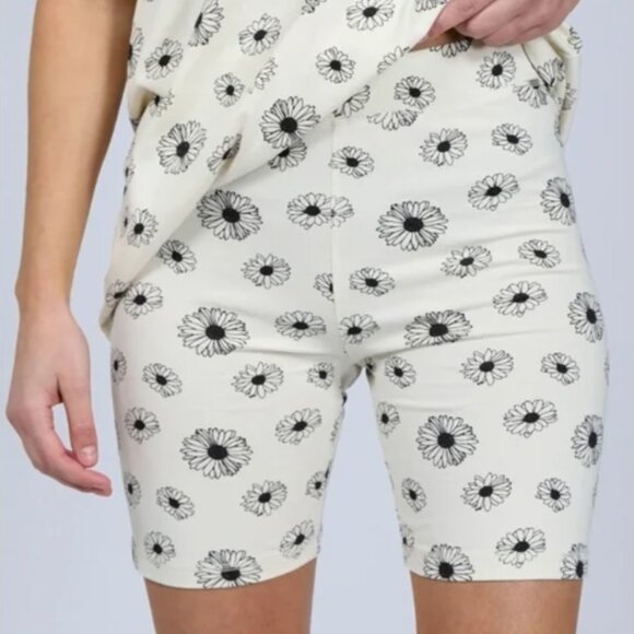Brunette the Label "Almond Daisy" Shorts - Picture 1 of 4